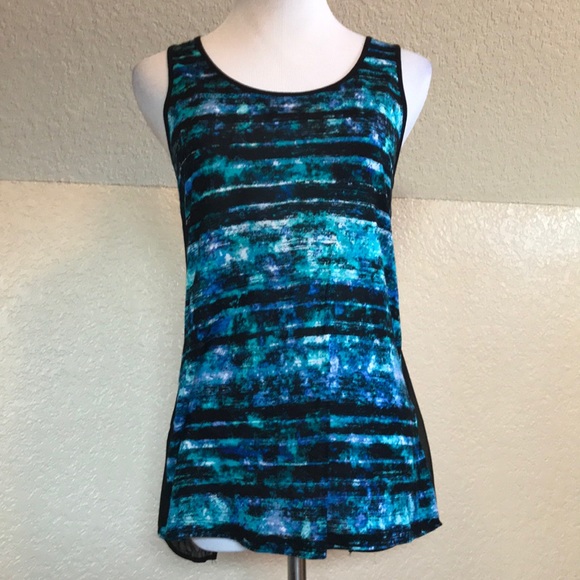 NWT, Kensie, Vibrant Print Sleeveless Top! - Picture 2 of 8